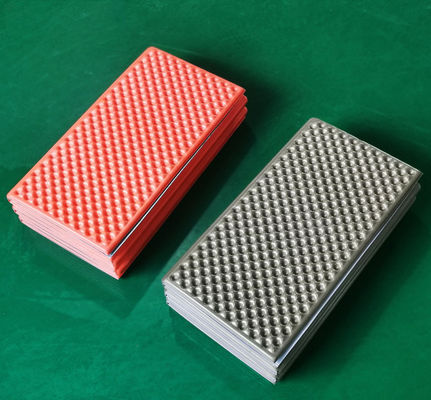 Ανθεκτικό μαξιλάρι καθίσματος από αφρό XPE ∙ Ελαφρύ, αδιάβροχο και τέλειο για περιπέτειες κατασκήνωσης