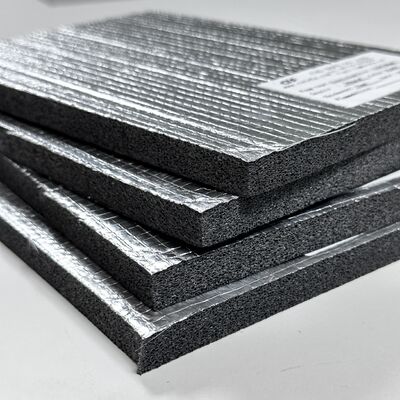 Ημιανοιχτό κύτταρο PO Foam μαύρο ηχητικό μονωτικό φύλλο με πλάκα αλουμινίου και αυτοκόλλητη βάση αποτελεσματική μείωση θορύβου θερμική μόνωση για συστήματα αεραγωγών και γενικές κατασκευές
