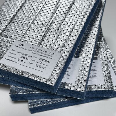 Ημιανοιχτό κύτταρο PO Foam μαύρο ηχητικό μονωτικό φύλλο με πλάκα αλουμινίου και αυτοκόλλητη βάση αποτελεσματική μείωση θορύβου θερμική μόνωση για συστήματα αεραγωγών και γενικές κατασκευές